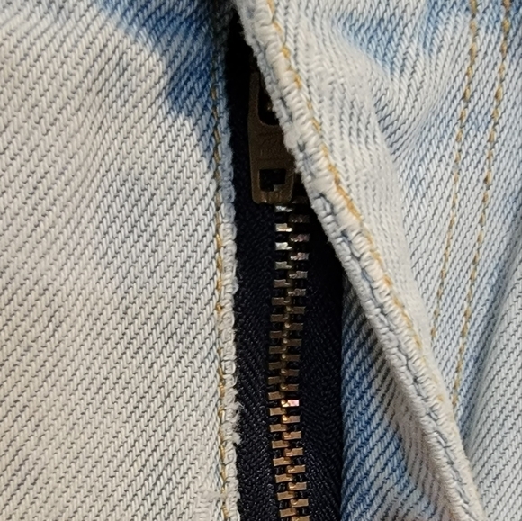 Vintage Cut-Off Esprit High Rise Shorts Mom Shorts Distressed Light was Size 11 - Picture 9 of 17